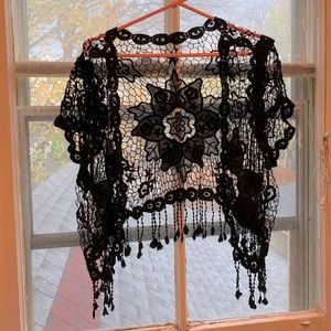 Crochet short sleeve shawl cover